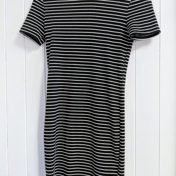 Stripped bodycon dress - Picture 2 of 2